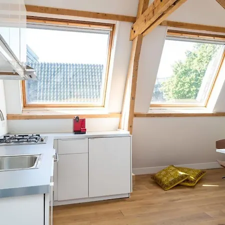 Hertog E Apartment