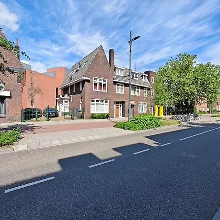 Hertogstraat E Modern 2p דירה *